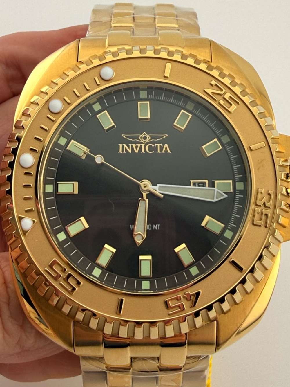 Invicta 49782 Pro Diver Gold Tone Black Dial Men’s Watch NWT